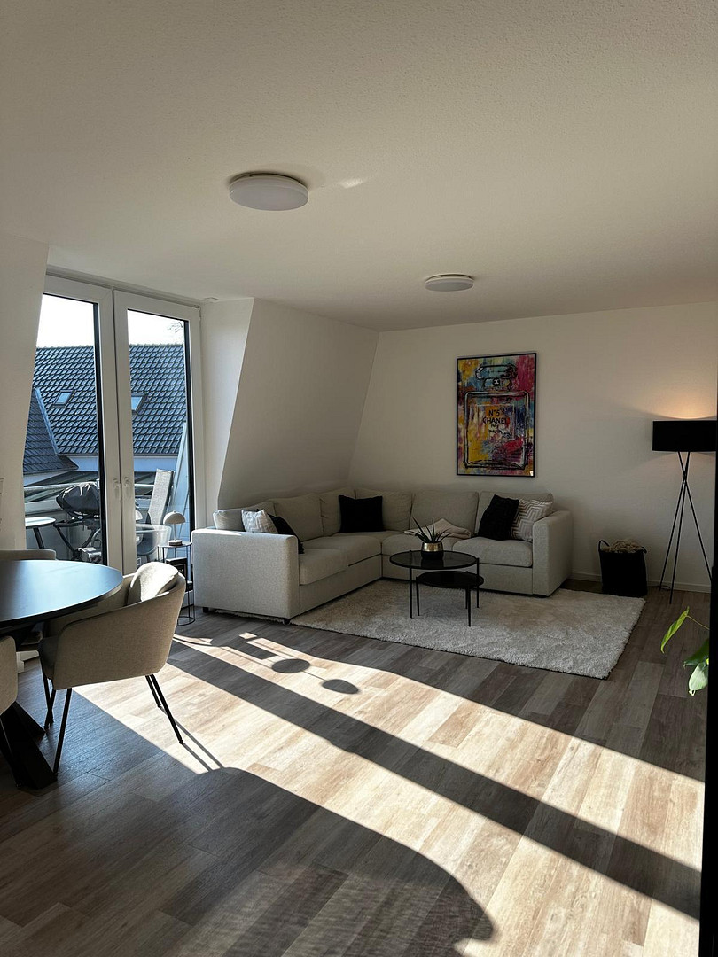 Moderne 3-Zimmer-Wohnung mit 2 Bädern und Tiefgaragenplatz – 48529 Nordhorn – Vorschaubild 2