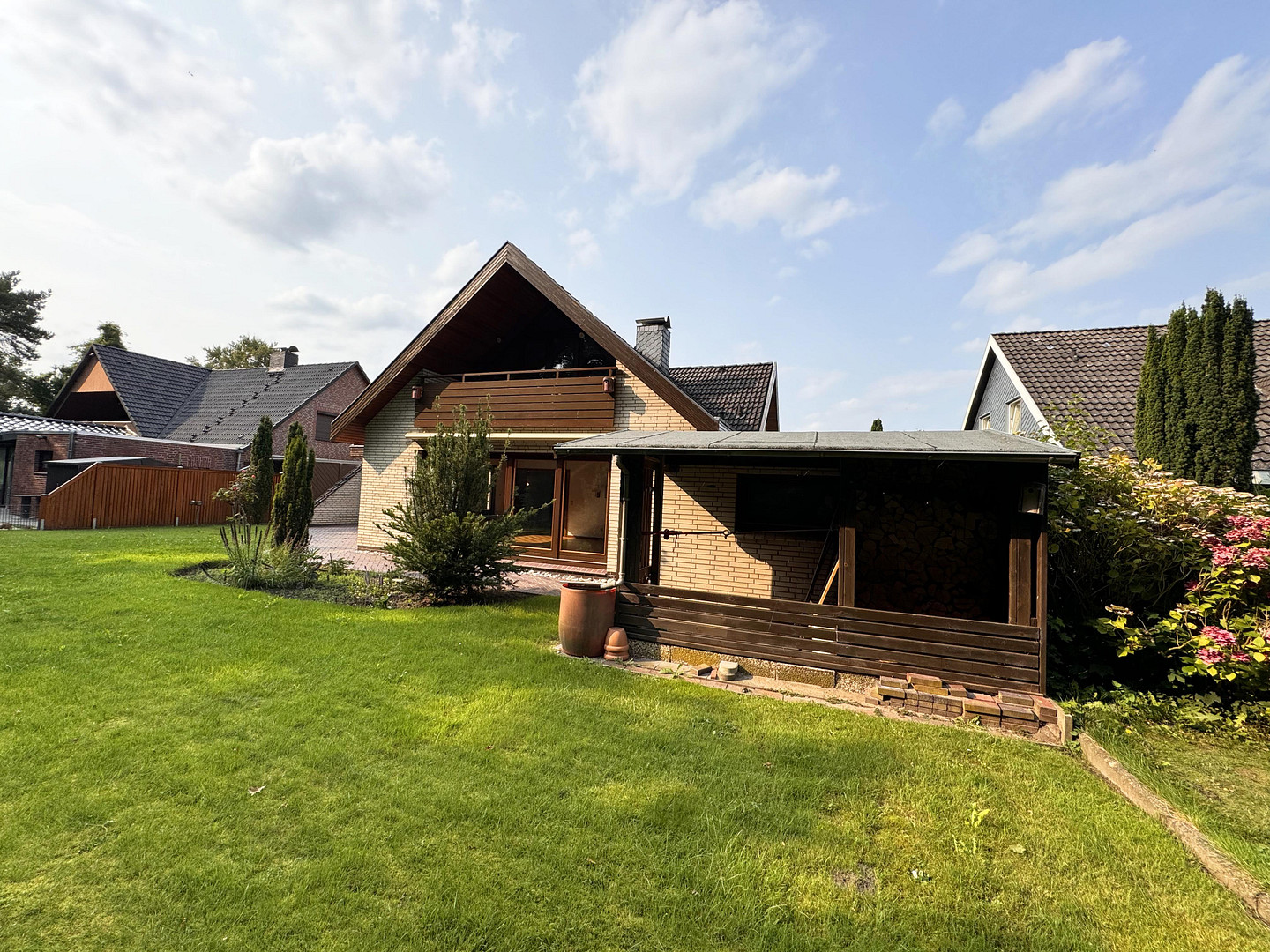 Einfamilienhaus in Brunsbüttel (bevorzugte Lage, 200 m zur Elbe, teilweise Elbblick, provisionsfrei) – Theodor-Storm-Straße 35, 25541 Brunsbüttel – Vorschaubild 4