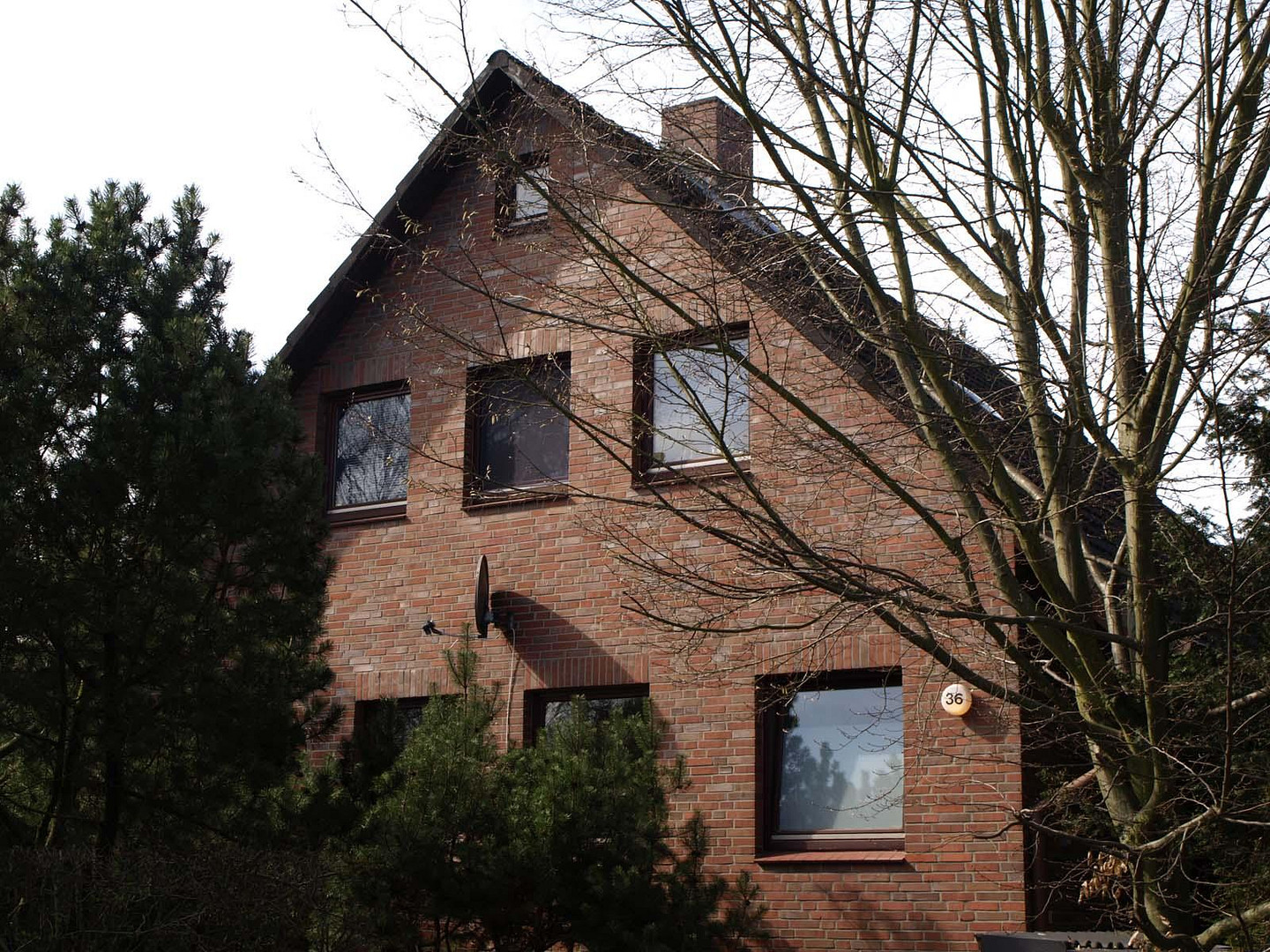 Einfamilienhaus im Grünen  ruhige Wohnstraße 30 km/h, S-Bahn S5 Schnelsen-Süd , Ohne Makler – Franzosenheide, 22457 Hamburg-Schnelsen(Schnelsen) – Vorschaubild 3