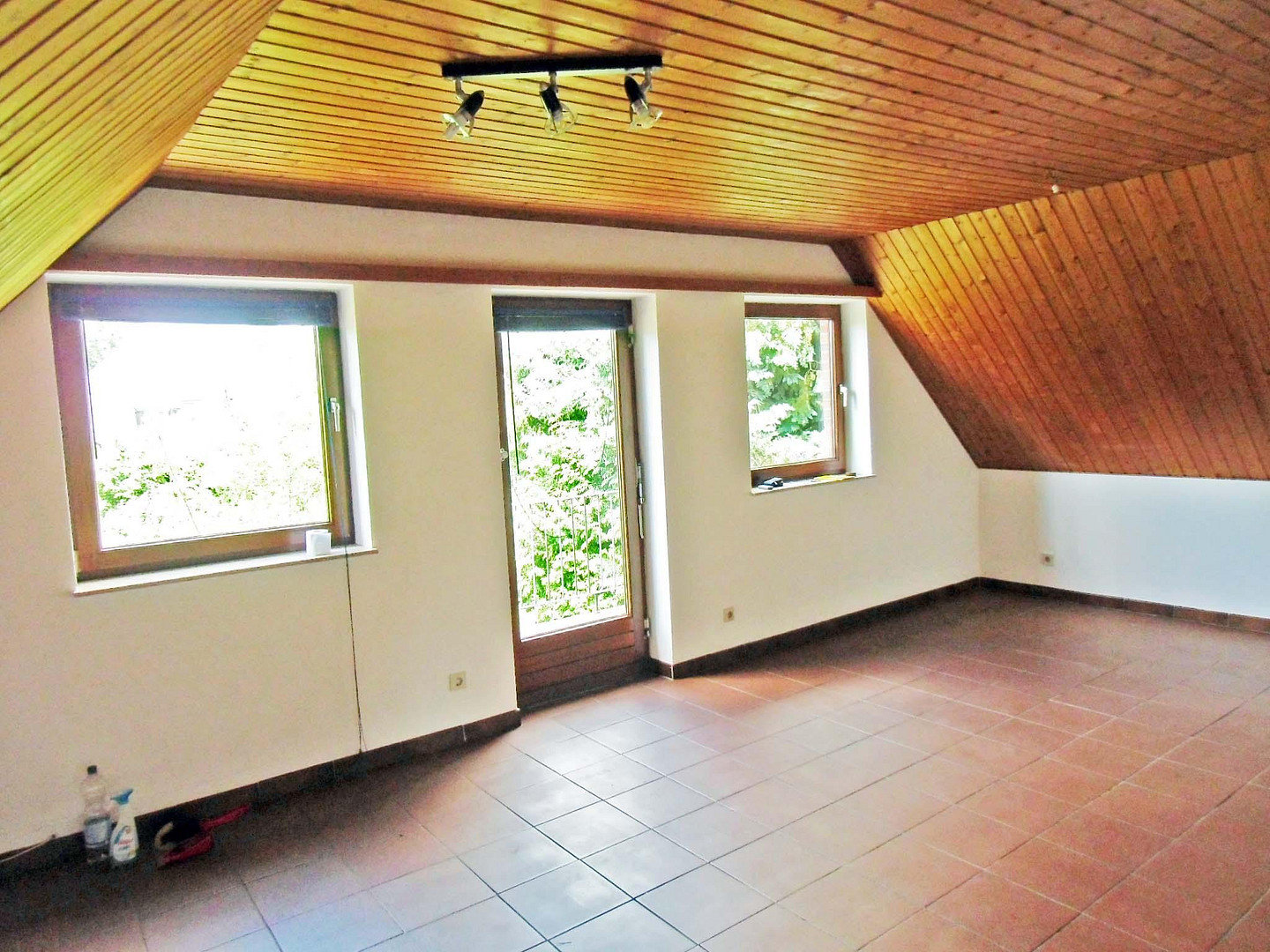 Einfamilienhaus im Grünen  ruhige Wohnstraße 30 km/h, S-Bahn S5 Schnelsen-Süd , Ohne Makler – Franzosenheide, 22457 Hamburg-Schnelsen(Schnelsen) – Vorschaubild 12