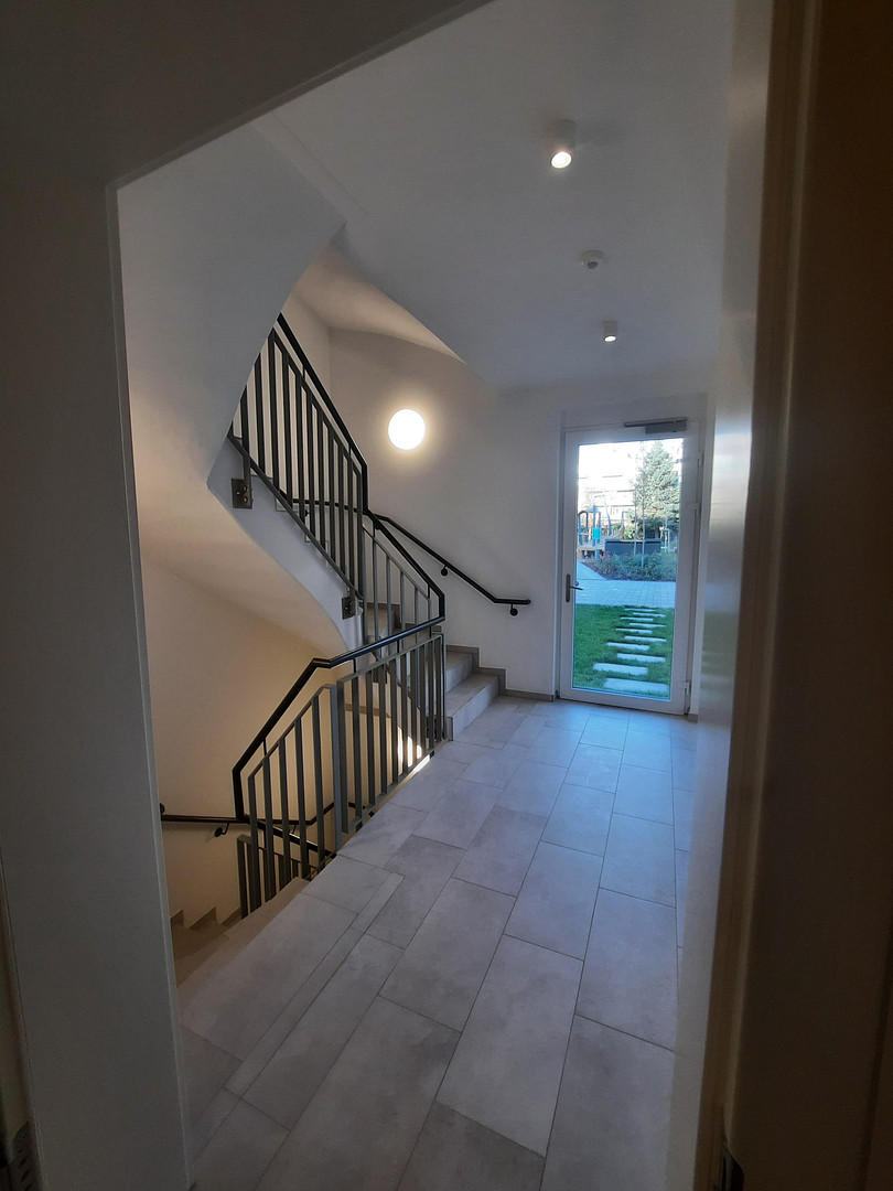 Moderne 4-Zimmer Wohnung mit Südbalkon, Einbauküche und Tiefgaragenstellplatz (Neubau), von privat – Foto 18