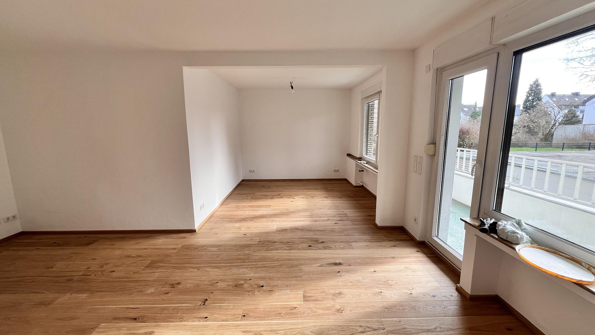 Luxuriös kernsanierte 80 m2 Wohnung in Düsseldorf Lörick – Niederdonker Str. 9, 40547 Düsseldorf(Lörick) – Vorschaubild 2
