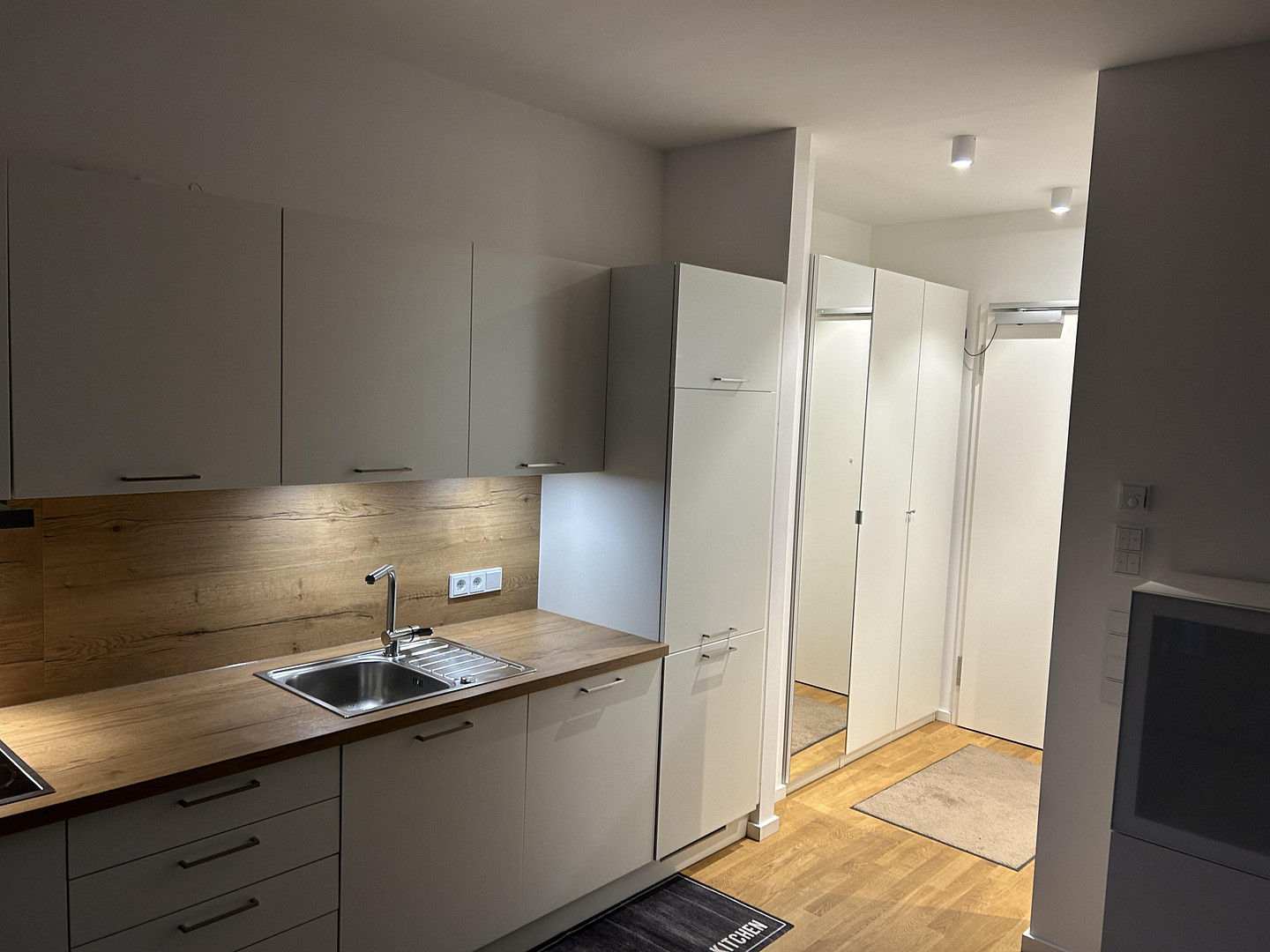 Sonnige 1,5-Zimmer Wohnung mit Balkon in Charlottenburg - nähe Deutsche Oper – Foto 2