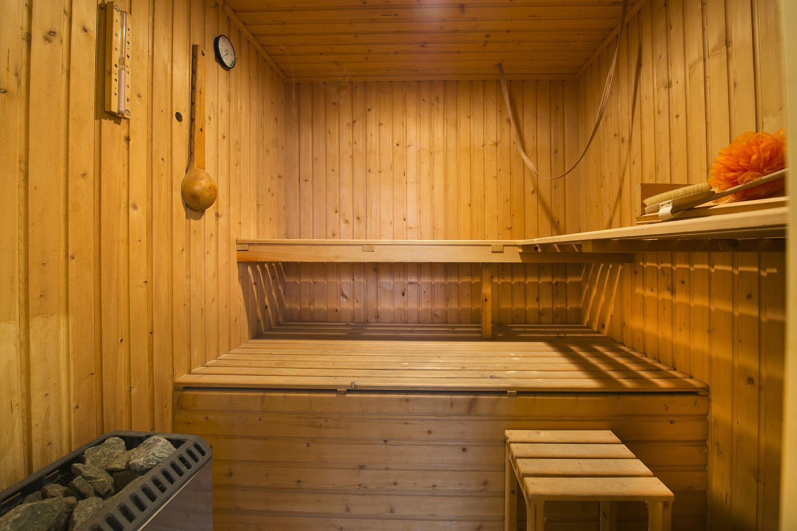 Haus im Bungalowstil mit Pool, Nebengelass und großem Grundstück mit Potential für ein 2 Haus – Berlin(Altglienicke) – Vorschaubild 14