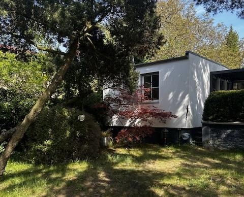 Haus im Bungalowstil mit Pool, Nebengelass und großem Grundstück mit Potential für ein 2 Haus – Berlin(Altglienicke) – Vorschaubild 2