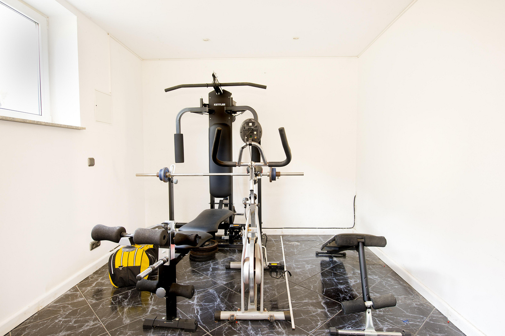 Haus im Bungalowstil mit Pool, Nebengelass und großem Grundstück mit Potential für ein 2 Haus – Berlin(Altglienicke) – Vorschaubild 15