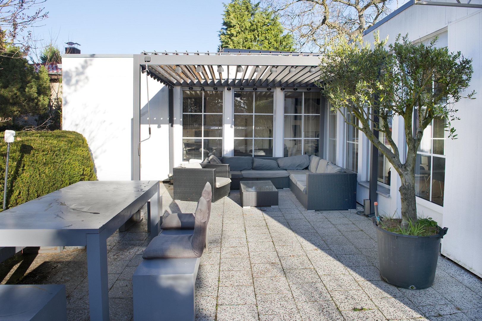 Haus im Bungalowstil mit Pool, Nebengelass und großem Grundstück mit Potential für ein 2 Haus – Berlin(Altglienicke) – Vorschaubild 3