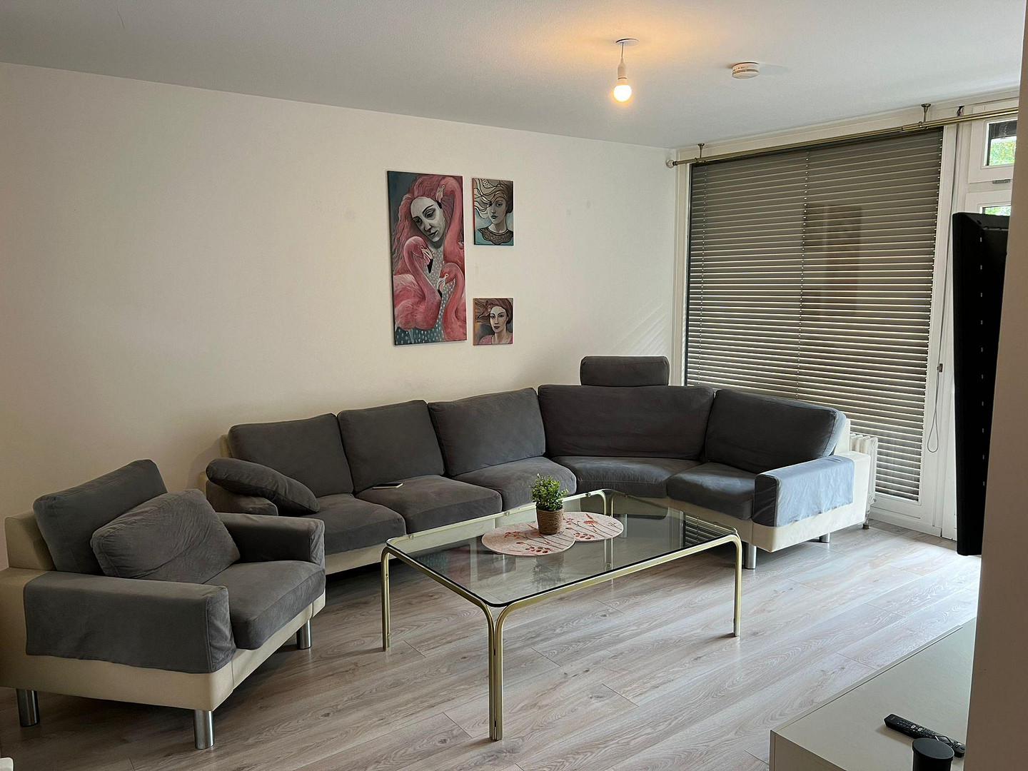 Geschmackvolle 3-Zimmer-Wohnung mit gehobener Innenausstattung mit Balkon in München Perlach – Alfred-Neumann-Anger 14, 81737 München(Neuperlach) – Vorschaubild 8