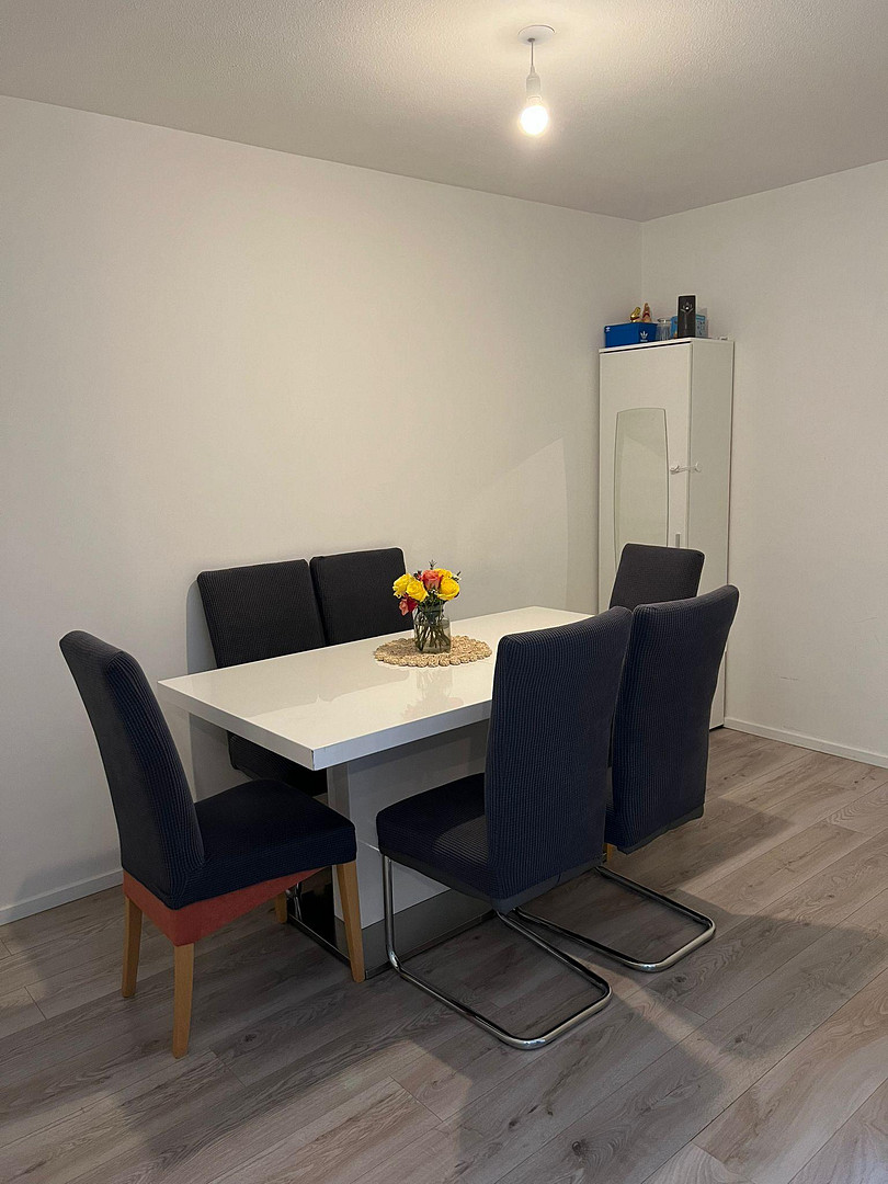 Geschmackvolle 3-Zimmer-Wohnung mit gehobener Innenausstattung mit Balkon in München Perlach – Alfred-Neumann-Anger 14, 81737 München(Neuperlach) – Vorschaubild 4