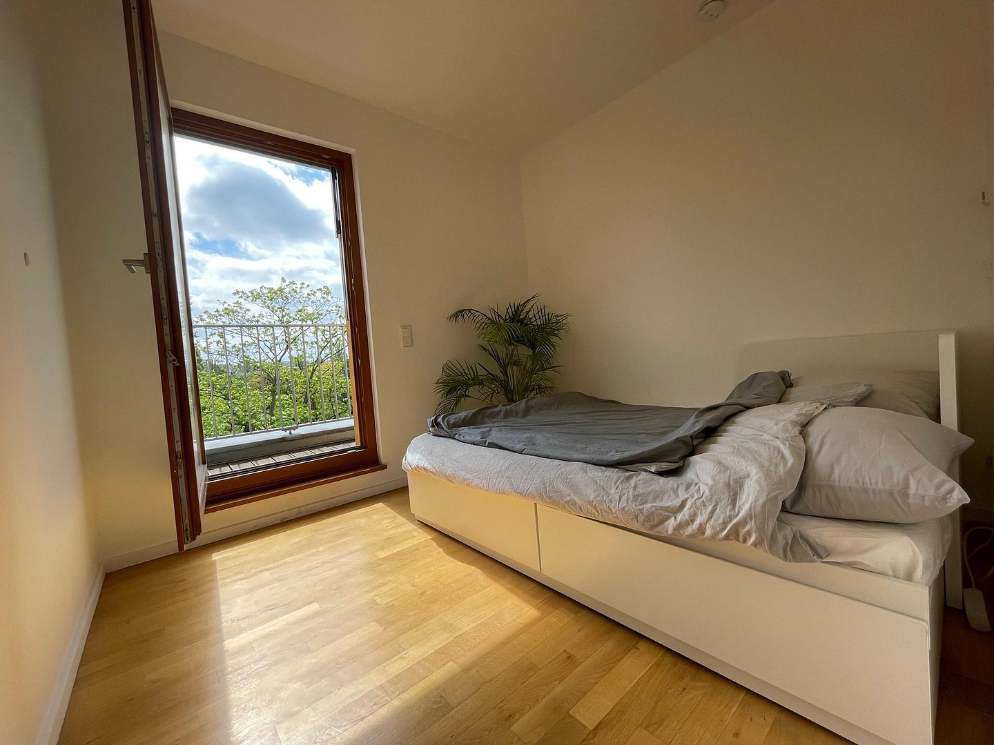 Penthouse appartment mit großer Dachterasse (möbliert) – Diestelmeyer Str. 5a, 10249 Berlin(Friedrichshain) – Vorschaubild 10
