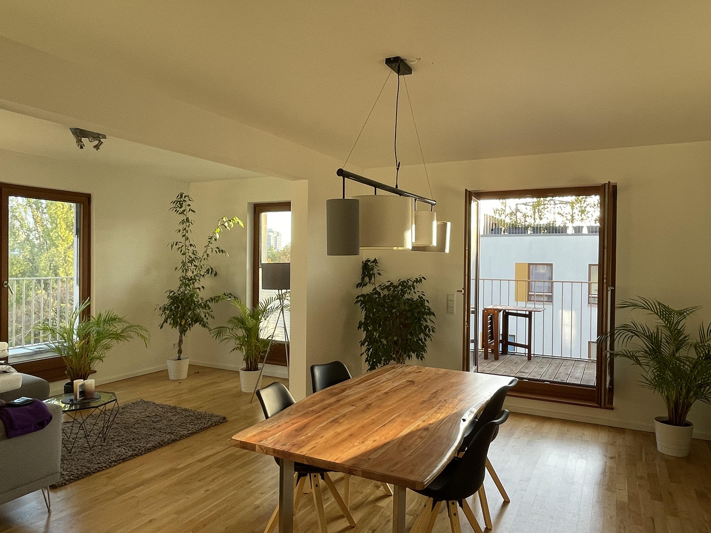Penthouse appartment mit großer Dachterasse (möbliert) – Diestelmeyer Str. 5a, 10249 Berlin(Friedrichshain) – Vorschaubild 2