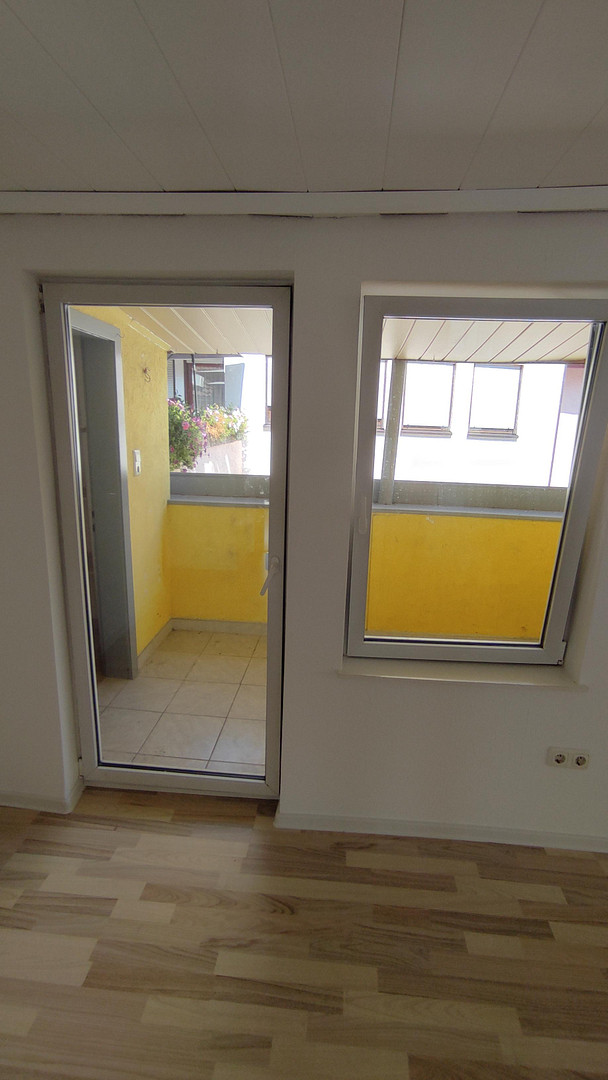 Wunderschöne, großzügige 3-Zimmer-Wohnung in Pleidelsheim – 94 m² zum Wohlfühlen – Hauptstrasse 30, 74385 Pleidelsheim – Vorschaubild 4