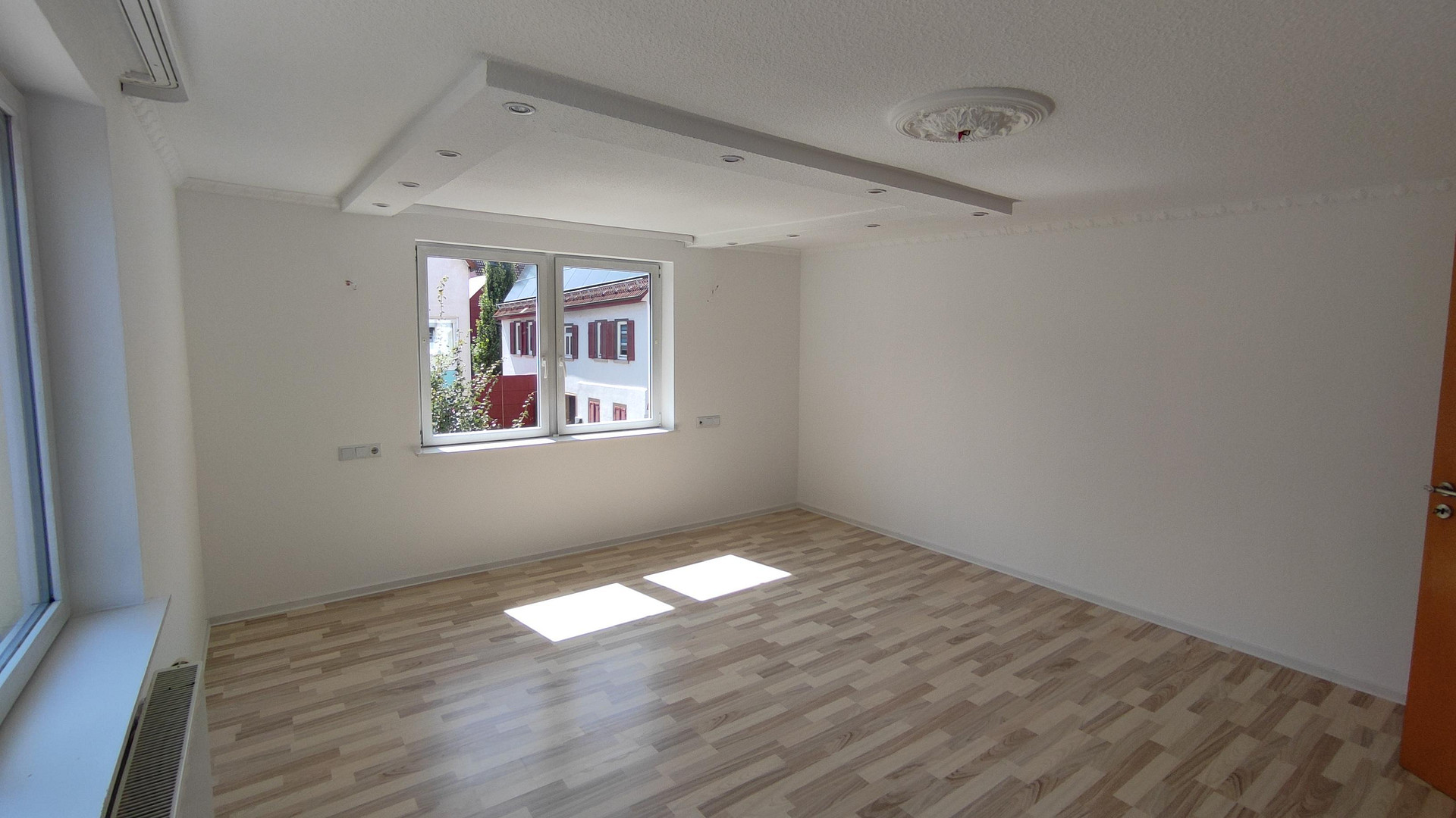 Wunderschöne, großzügige 3-Zimmer-Wohnung in Pleidelsheim – 94 m² zum Wohlfühlen – Hauptstrasse 30, 74385 Pleidelsheim – Vorschaubild 6