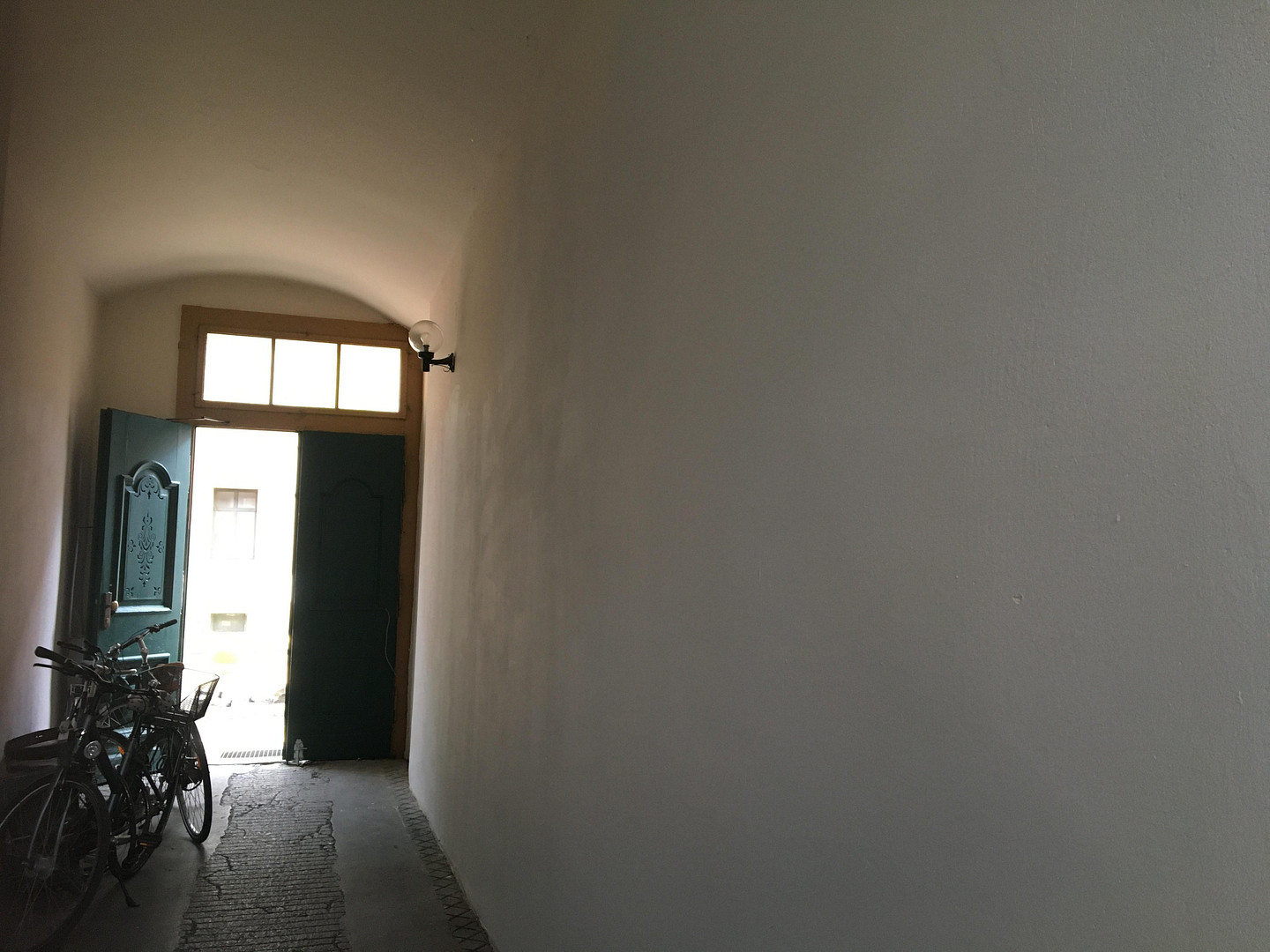 Möblierte 3 Zimmer Maisonette Wohnung in zentraler Lage zu vermieten – Mariannenstrasse 45, 4315 Leipzig(Neustadt-Neuschönefeld) – Vorschaubild 3