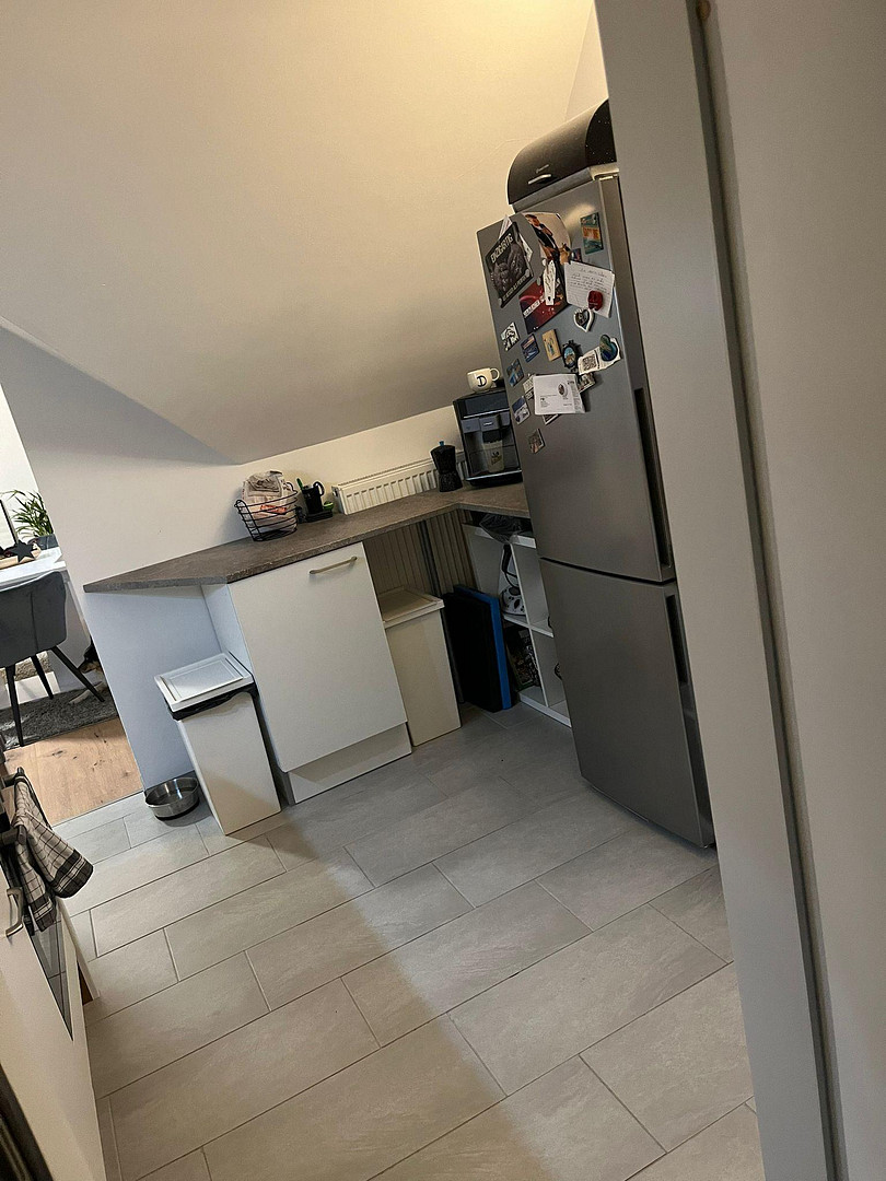 4-Zimmer-Wohnung mit EBK und Garten zu vermieten! Haustiere erlaubt! – Strucker Straße 62, 42859 Remscheid – Vorschaubild 2