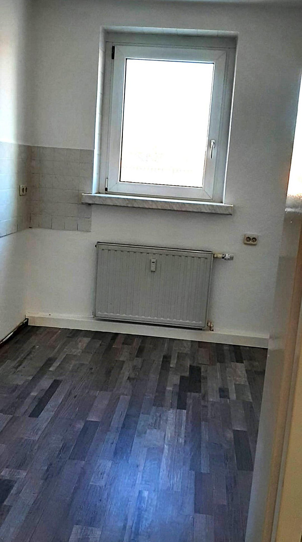 Helle 3-Raum-Wohnung in ruhiger Lage bei Döbeln – Tageslichtbad, EBK & Stellplatz möglich – 4720 Döbeln(Lüttewitz) – Vorschaubild 4