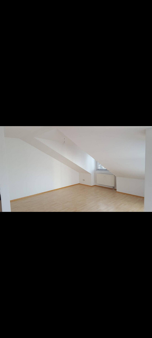 Helle 2,5 Zimmer Dachgeschoss Wohnung – Scheinerstrasse 18, 85051 Ingolstadt – Vorschaubild 5