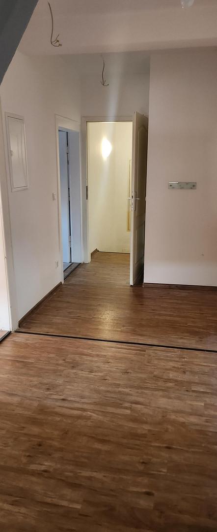 6-Zimmer-Wohnung – Erlangen(Tennenlohe) – Vorschaubild 2