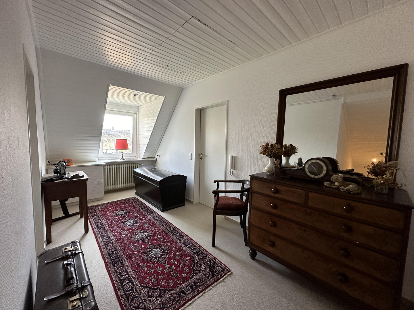 Von Privat - Großzügiger Bungalow mit Einliegerwohnung in zentraler Lage – Bad Zwischenahn – Vorschaubild 13
