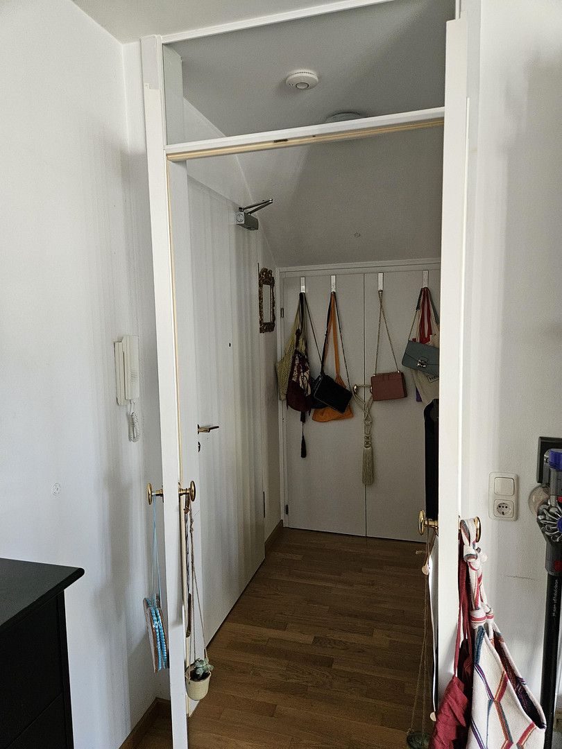 Möblierte 2-Zimmer-Wohnung mit Balkon, TG-Stellplatz und WLAN – ideal für Expats – Lerchenauer Str. 176, 80935 München(Feldmoching) – Vorschaubild 12