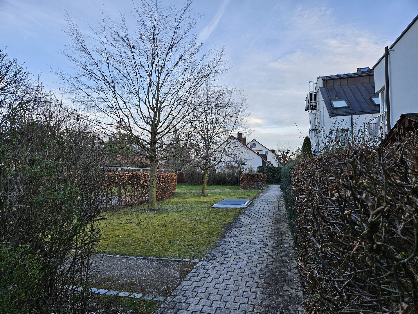 Möblierte 2-Zimmer-Wohnung mit Balkon, TG-Stellplatz und WLAN – ideal für Expats – Lerchenauer Str. 176, 80935 München(Feldmoching) – Vorschaubild 15