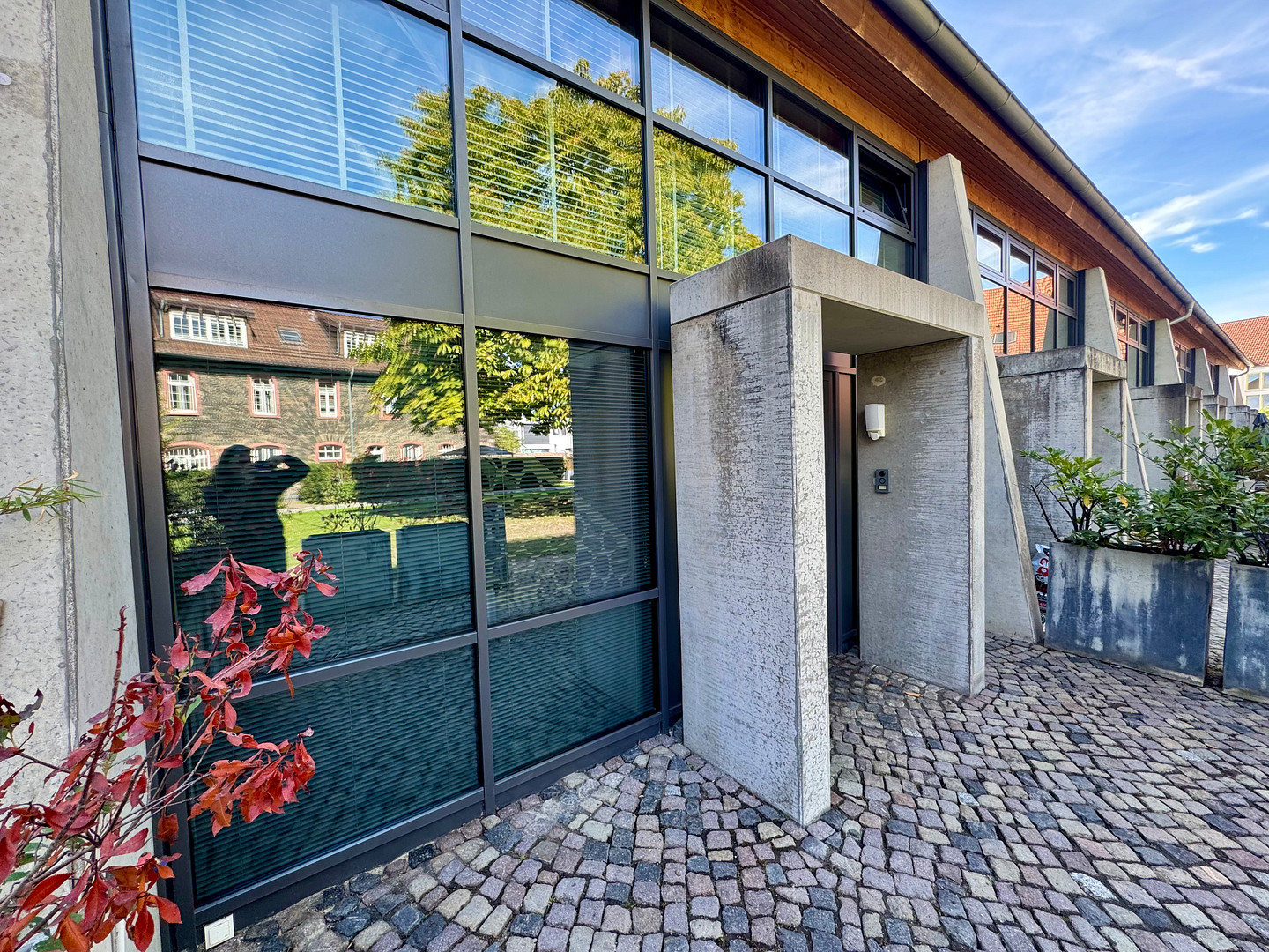 Designer Loft inkl. Balkon & Terrasse in denkmalgeschützter Anlage, von Privat – 63075 Offenbach(Rumpenheim) – Vorschaubild 2