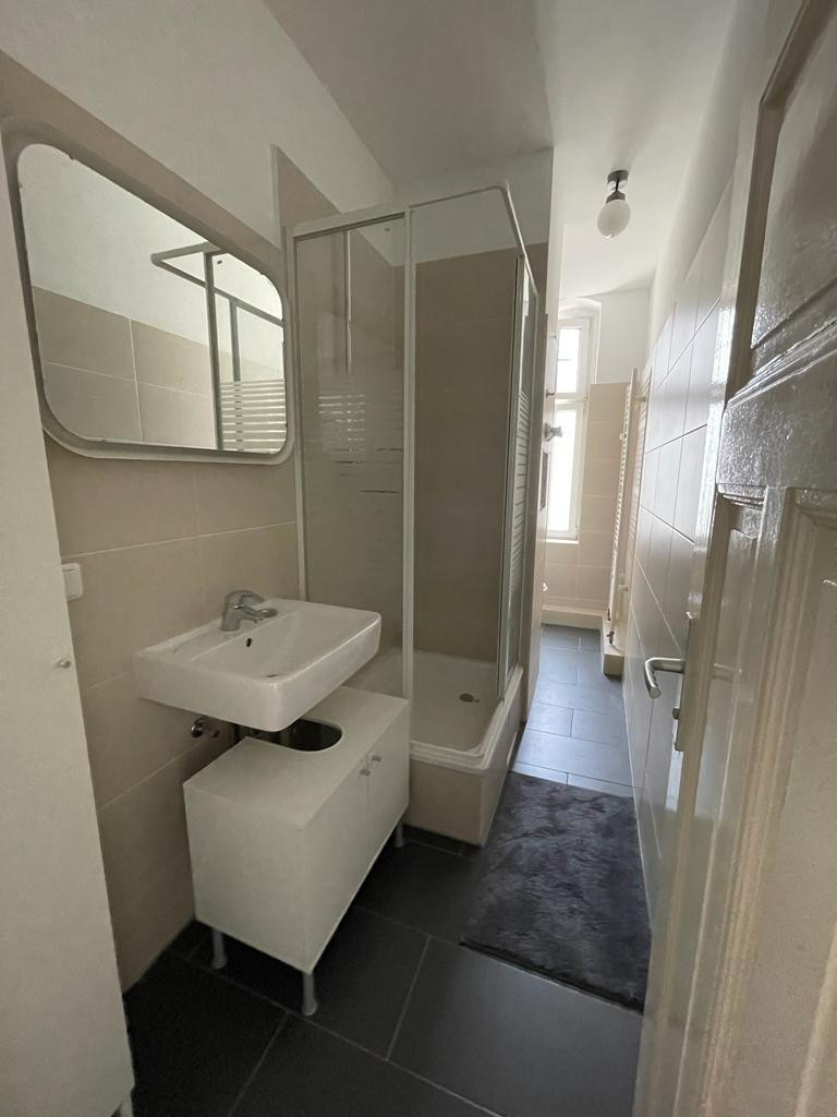 Neu renoviert, voll möbliert, 1 Zi. Whg, all inclusive Miete, befristet – Adresse Pettenkoferstraße 7, 10247 Friedrichshain – Vorschaubild 12