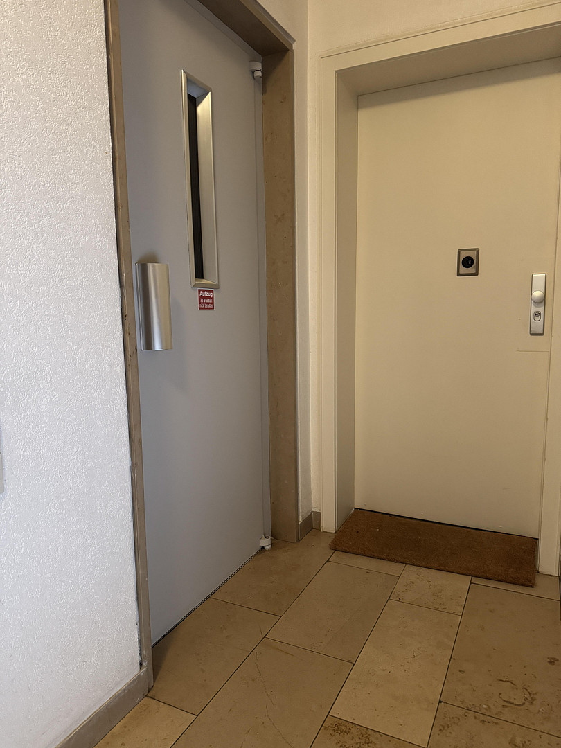 Traumwohnung in Oberkassel an der beliebten Rheinallee ab dem 1.08.2025 – Rheinallee 137, 40545 Düsseldorf(Oberkassel) – Vorschaubild 4
