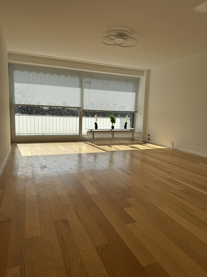 Traumwohnung in Oberkassel an der beliebten Rheinallee ab dem 1.08.2025 – Rheinallee 137, 40545 Düsseldorf(Oberkassel) – Vorschaubild 14