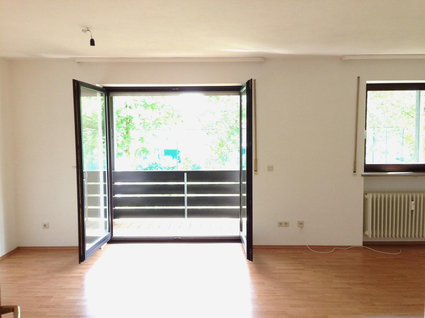 Toplage - Ingolstadt - "Altes Westviertel" 2 ZKB mit Balkon und Garage – Ingolstadt – Vorschaubild 2