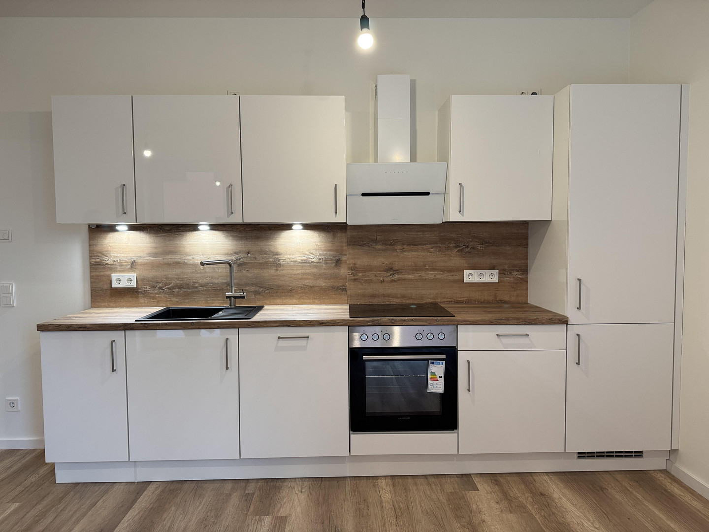 Exklusive, neuwertige 2-Zimmer-Wohnung mit garten und Einbauküche in Berlin – Parkstraße 28, 13585 Spandau(Hakenfelde) – Vorschaubild 2