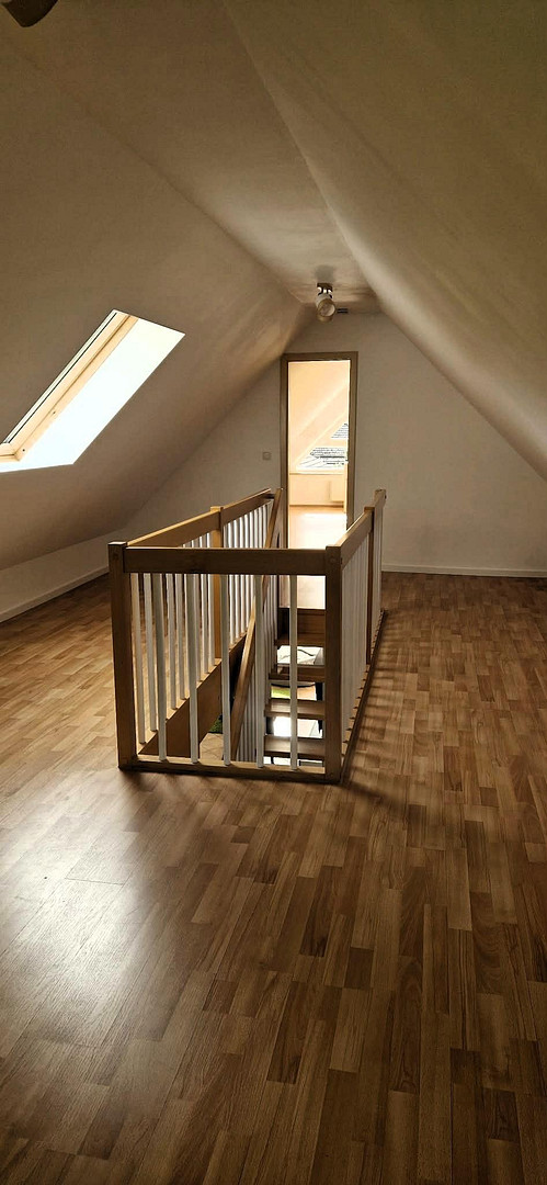 Lichtdurchflutete 6,5 Zimmer Wohnung – 91094 Langensendelbach(Großenseebach) – Vorschaubild 23