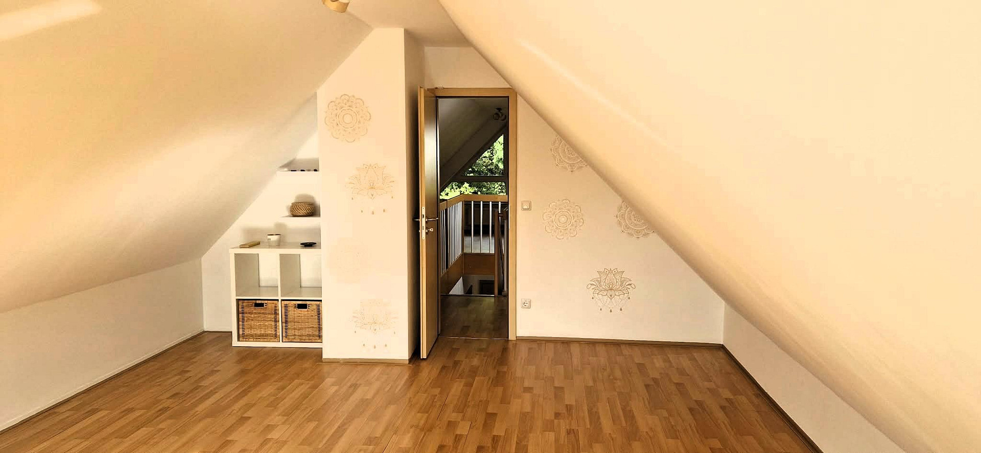 Lichtdurchflutete 6,5 Zimmer Wohnung – 91094 Langensendelbach(Großenseebach) – Vorschaubild 25
