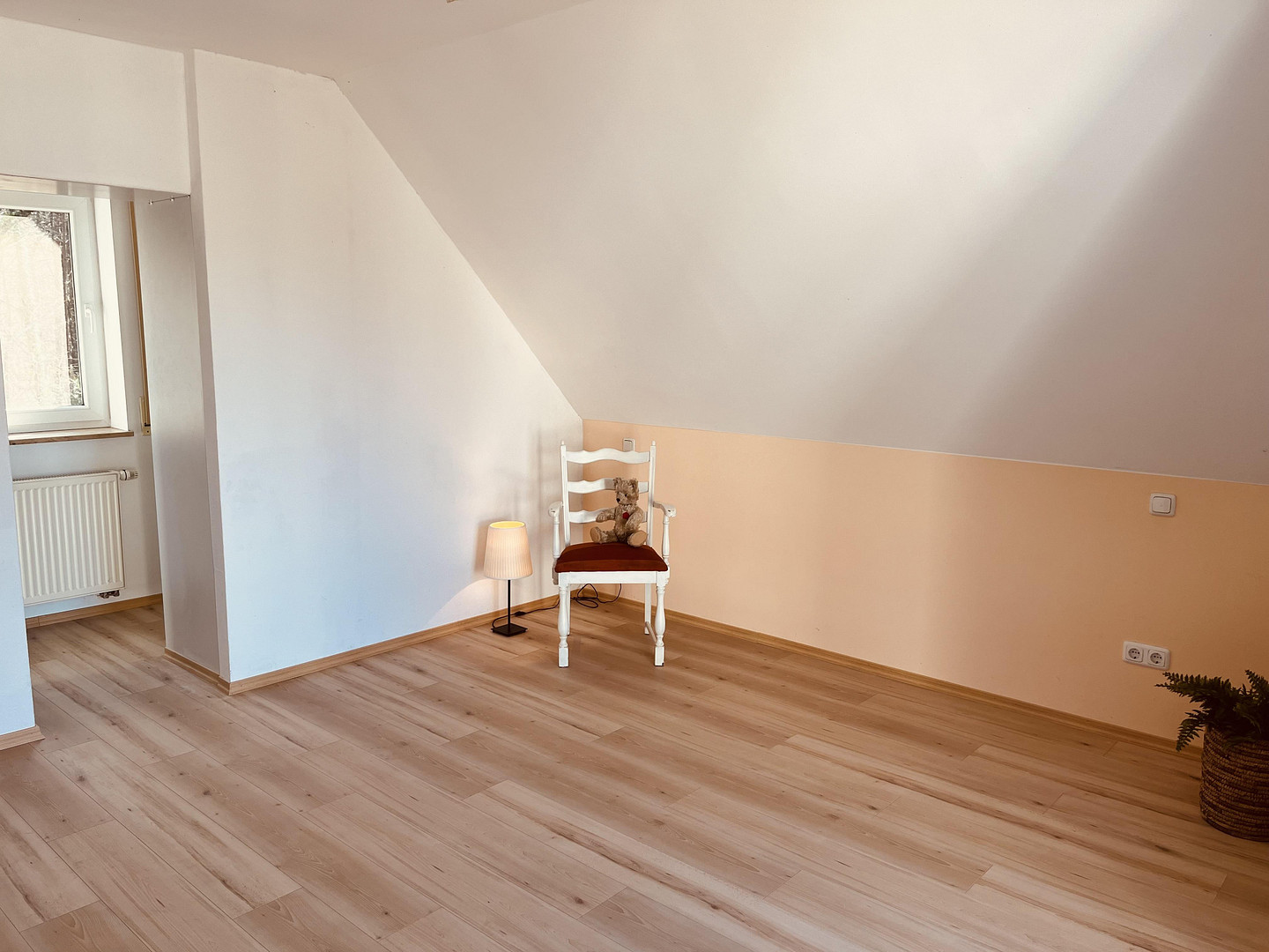 Lichtdurchflutete 6,5 Zimmer Wohnung – 91094 Langensendelbach(Großenseebach) – Vorschaubild 18