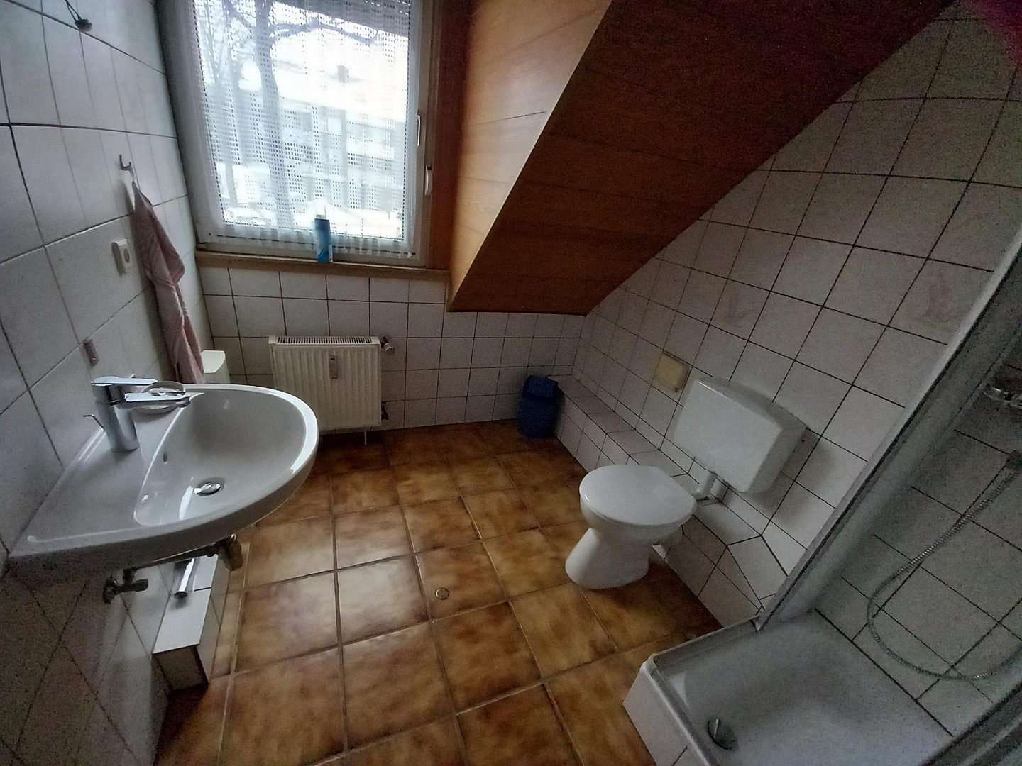 Helles Appartment, ca. 43m², große Fensterfront, 1.OG – 40549 Düsseldorf(Heerdt) – Vorschaubild 4