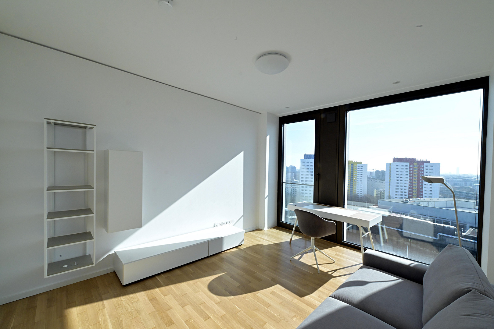 Grandaire Berlin, komplett eingerichtet mit Designermöbeln von Boconcept – Voltairestrasse 11, 10179 Berlin Mitte(Mitte) – Vorschaubild 12