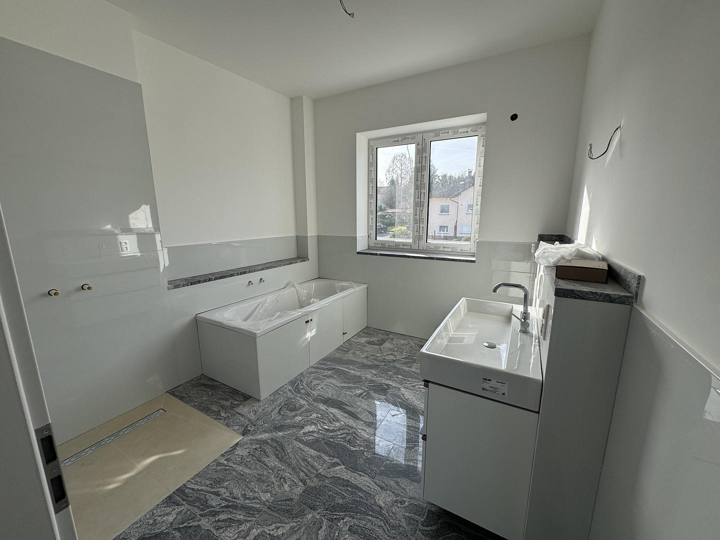 Luxuriöses 3 Zimmer Penthouse am Brasselsberg – Kassel – Vorschaubild 6