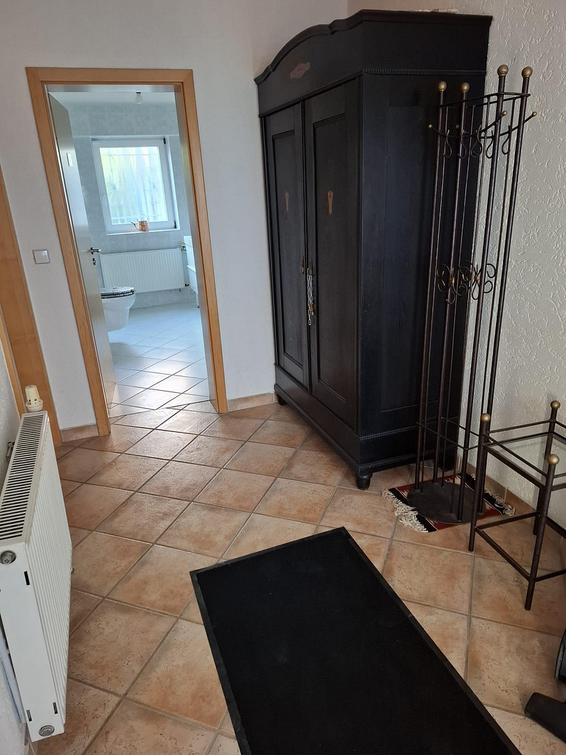 Einfamilienhaus mit Einliegerw. od. Büro in ruhiger Umgebung von KA-Grünwinkel – Karlsruhe(Grünwinkel) – Vorschaubild 3