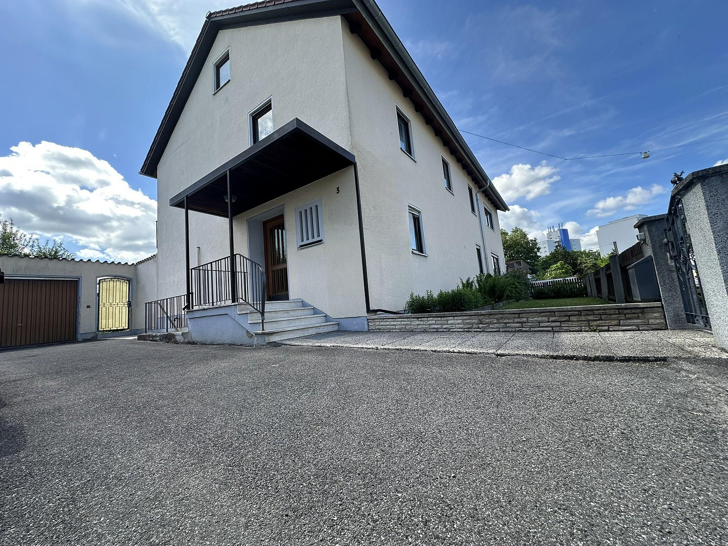 Großes Einfamilienhaus in ruhiger Top-Lage in Lechhausen – Augsburg(Lechhausen) – Vorschaubild 2