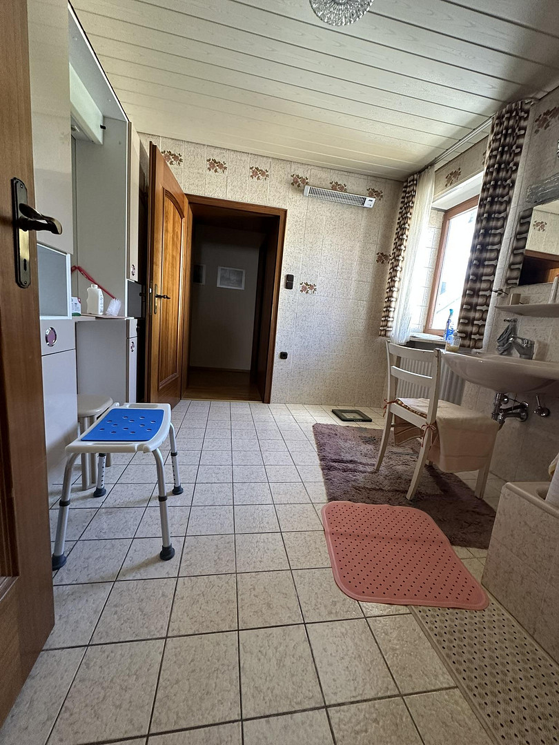 Großes Einfamilienhaus in ruhiger Top-Lage in Lechhausen – Augsburg(Lechhausen) – Vorschaubild 13