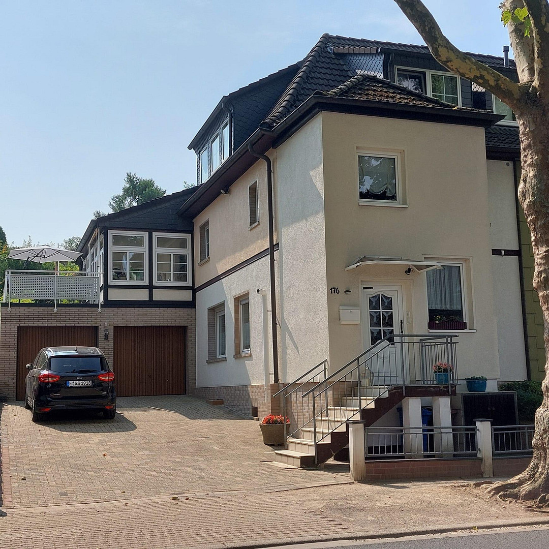 Gepflegtes Zweifamilienhaus in Essen-Kupferdreh – Essen(Kupferdreh) – Vorschaubild 2