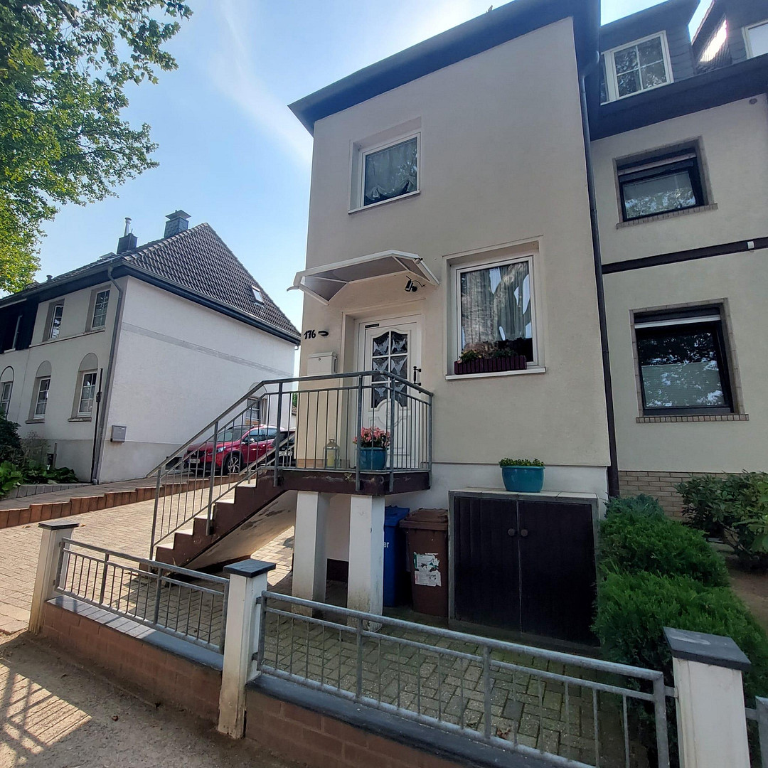 Gepflegtes Zweifamilienhaus in Essen-Kupferdreh – Essen(Kupferdreh) – Vorschaubild 3