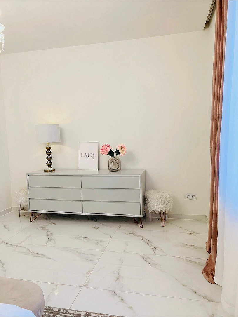Exklusive, voll möblierte 2,5-Zimmer-Wohnung mit lux. Innenausstattung mit Balkon und EBK – Theodor-Körner-Str, 42853 Remscheid – Vorschaubild 2