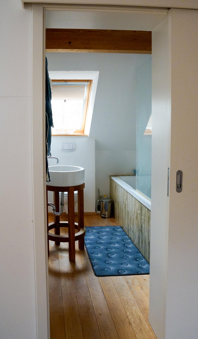 Landhaus unter Reet, teilsaniert, am See, inkl. Gästewohnung, Stallungen, Weiden und Wald. – Witzin – Vorschaubild 34