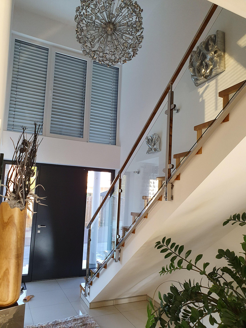 Moderne Stadtvilla mit Design Still in Krefeld-Oppum & PROVIONSFREI - PRIVATVERKAUF ! – Am Hohen Weg 20, 47809 Krefeld(Oppum) – Vorschaubild 2