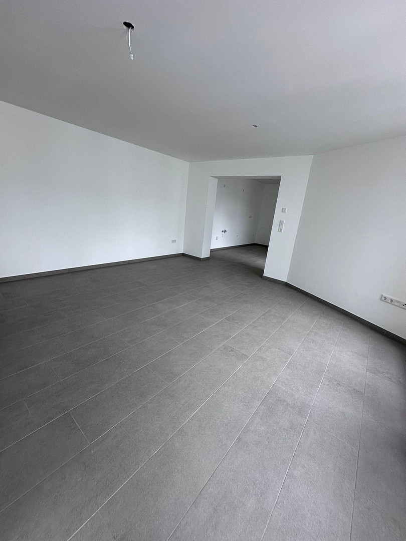 Schöne 3 Raum Wohnung mit Wohnküche, Fußbodenheizung ,Balkon und Aufzug – 39112 Sachsen-Anhalt - Magdeburg(Sudenburg) – Vorschaubild 9