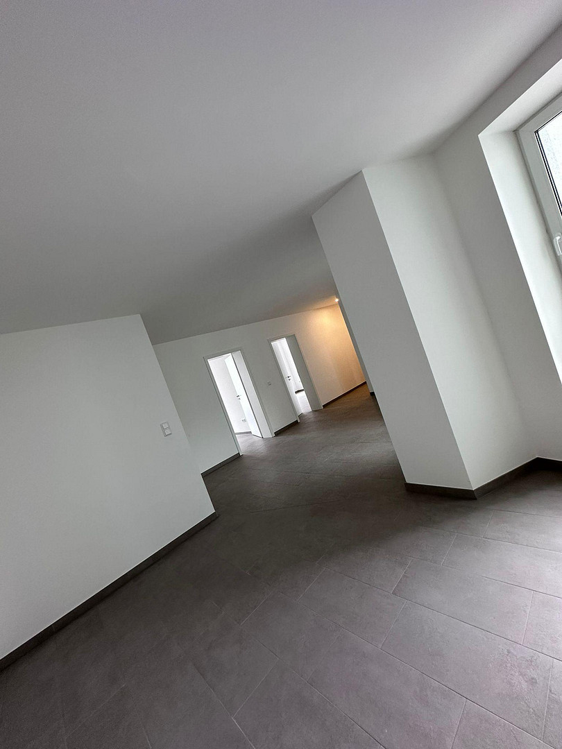 Schöne 3 Raum Wohnung mit Wohnküche, Fußbodenheizung ,Balkon und Aufzug – 39112 Sachsen-Anhalt - Magdeburg(Sudenburg) – Vorschaubild 8