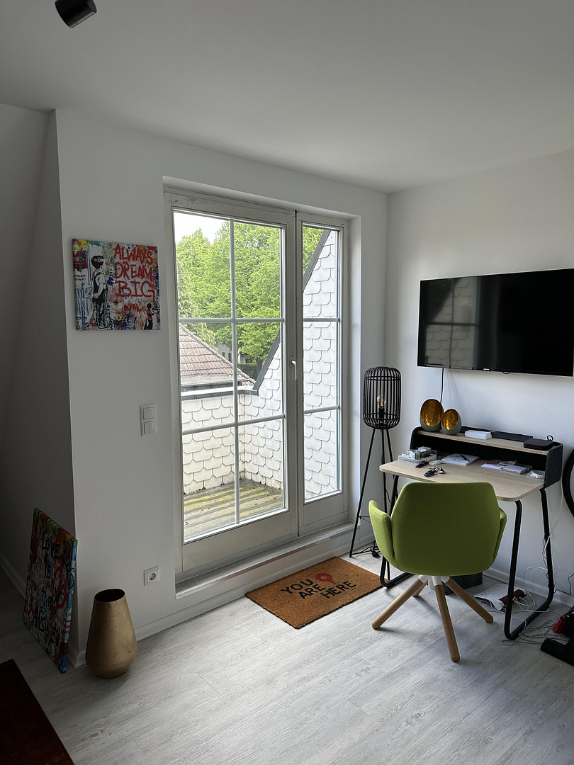 Möblierte hochwertige 1-Zimmer-Wohnung mit moderner Ausstattung in ruhiger Lage, Hamburg-Farmsen – Hamburg(Farmsen-Berne) – Vorschaubild 3