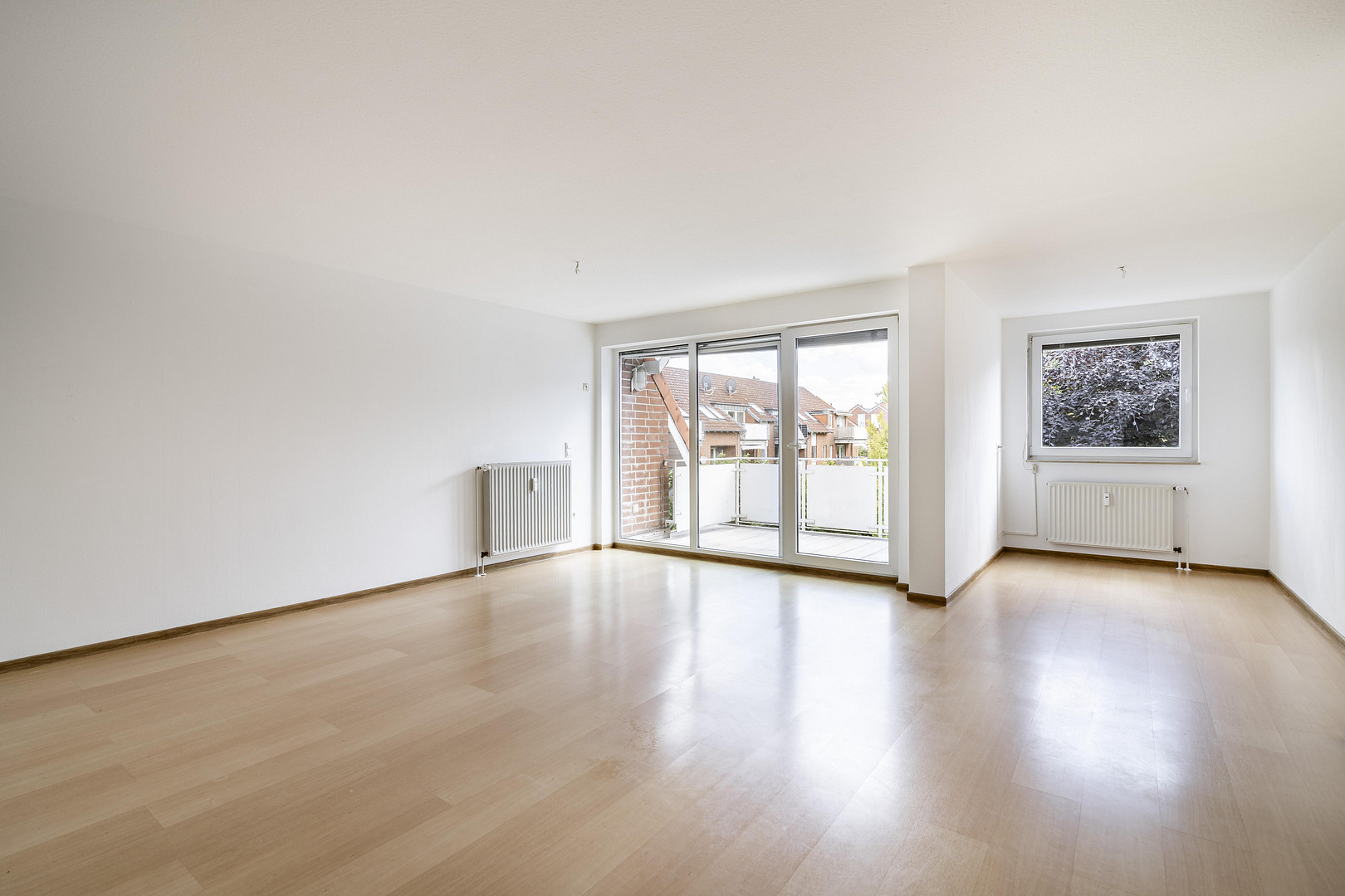 Helle, renovierte, optimal geschnittene 4-Zi.-Maisonette mit Balkon in ruhiger und gefragter Lage
