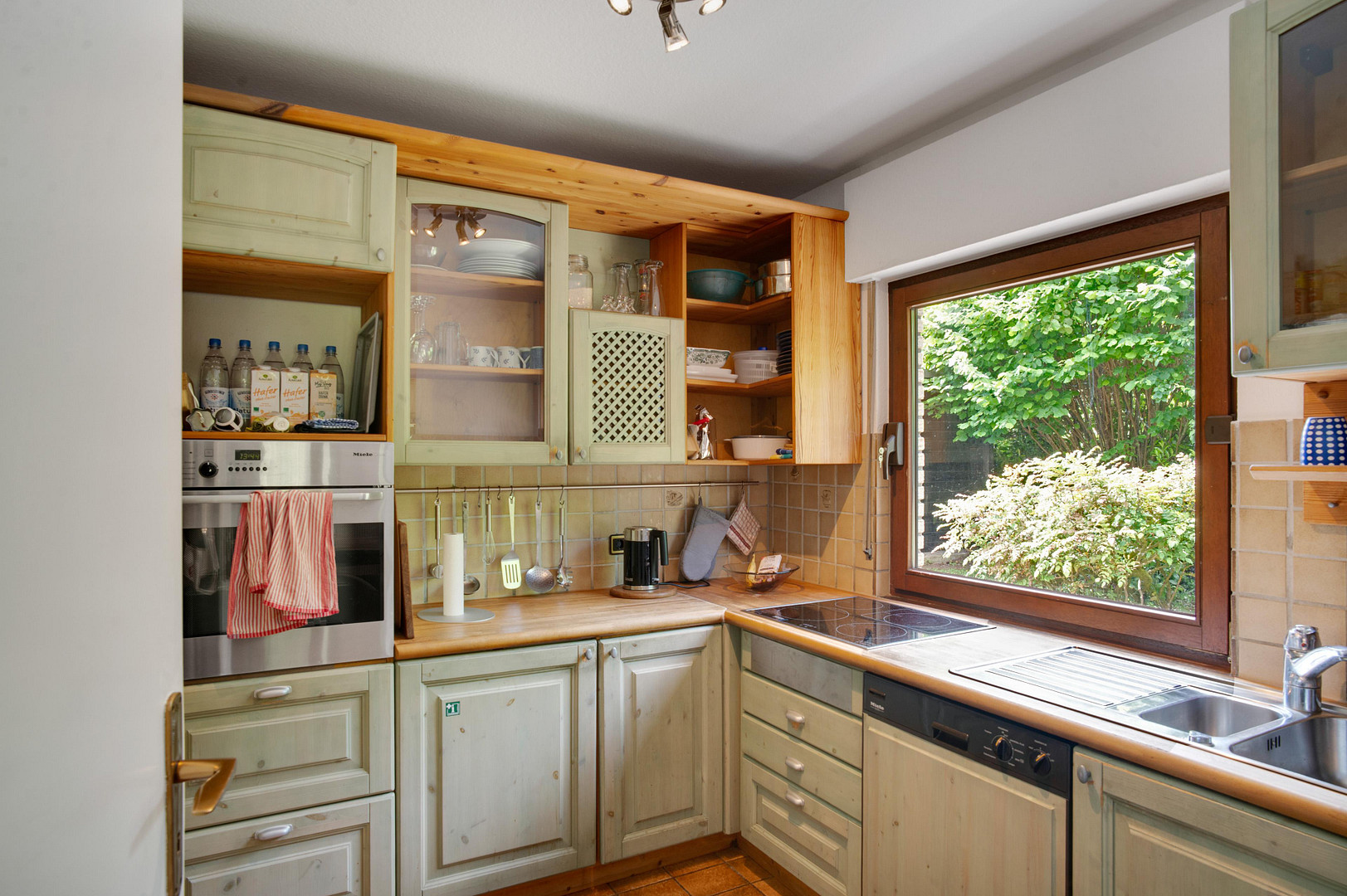 Naturnahes Einfamilienhaus mit großem Garten, Kamin & Einliegerpotenzial in Rheinbach – Meerkatz 16, 53359 Rheinbach(Neukirchen) – Vorschaubild 5
